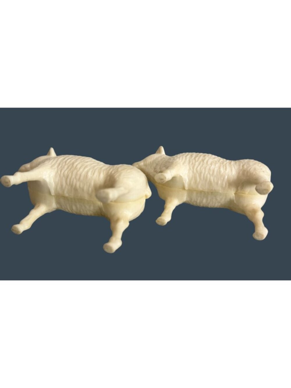 Vintage Pair Hard Plastic Nativity Sheep 4" White Christmas Replacement Figures - Picture 6 of 9
